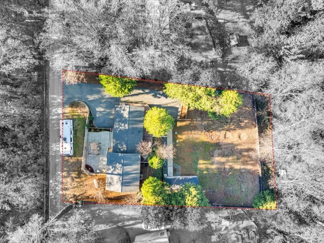 10092 Smith Rd, Grass Valley, CA 95949