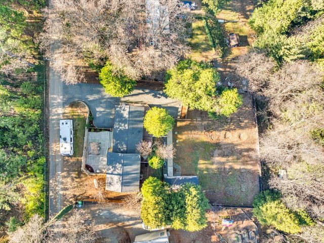 10092 Smith Rd, Grass Valley, CA 95949