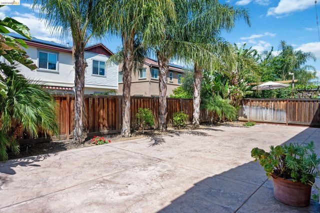 311 Jensen Way, Brentwood, CA 94513