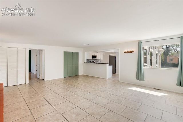 633 S Prairie Avenue, Pueblo, CO 81005