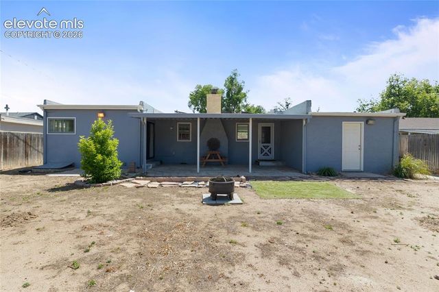 633 S Prairie Avenue, Pueblo, CO 81005