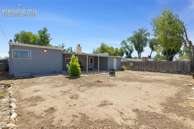 633 S Prairie Avenue, Pueblo, CO 81005