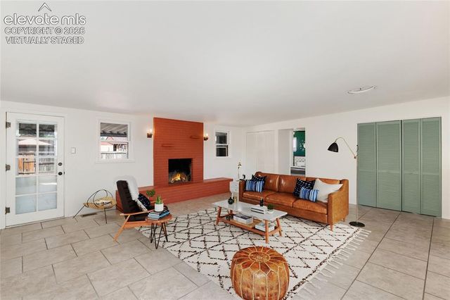633 S Prairie Avenue, Pueblo, CO 81005