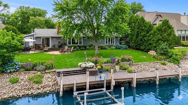 1866 CLIFFVIEW COURT, Oshkosh, WI 54901