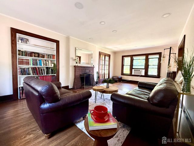 264 Grant Avenue, Highland Park, NJ 08904