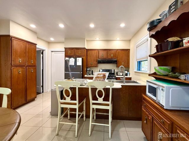 264 Grant Avenue, Highland Park, NJ 08904