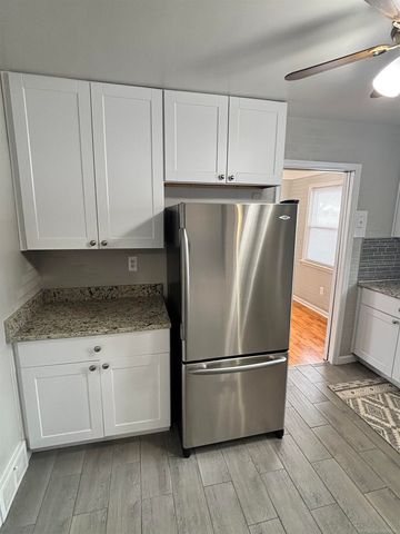 21128 Erben Street, Saint Clair Shores, MI 48081