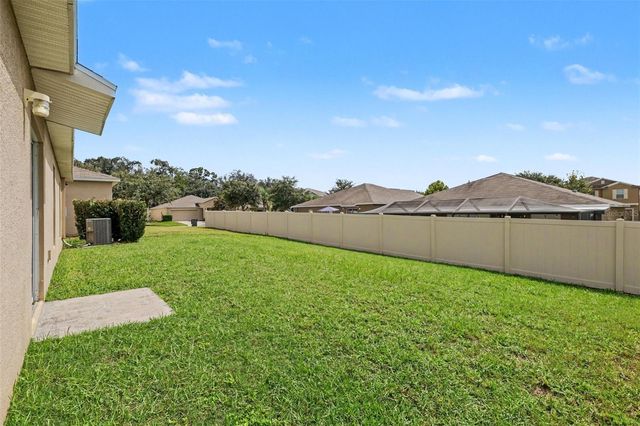 204 ENGLISH CHANNEL PLACE, Dover, FL 33527