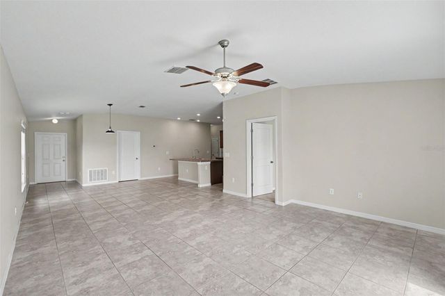 204 ENGLISH CHANNEL PLACE, Dover, FL 33527