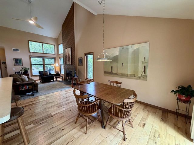 2809 Maple View Drive, Madison, WI 53719
