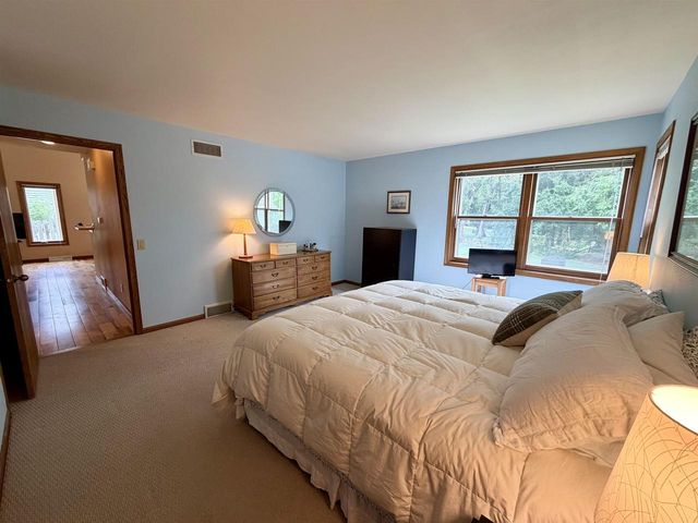 2809 Maple View Drive, Madison, WI 53719