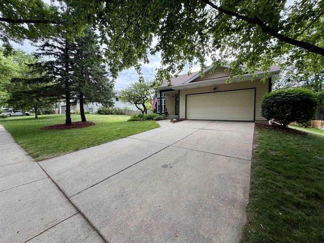 2809 Maple View Drive, Madison, WI 53719