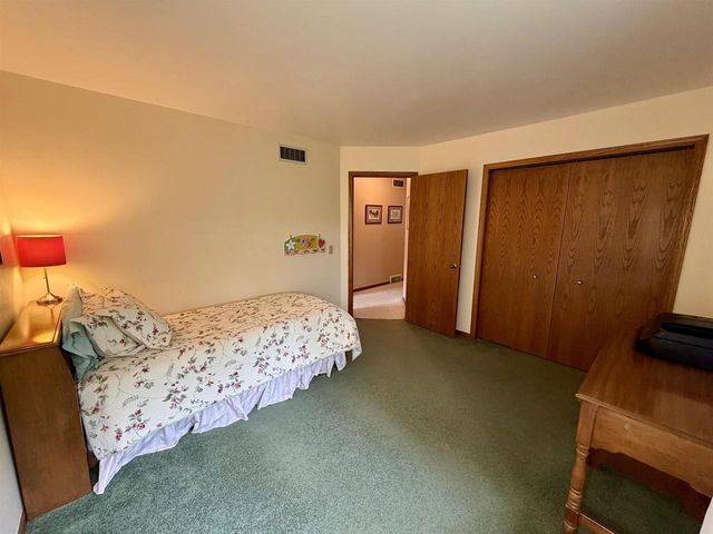 2809 Maple View Drive, Madison, WI 53719