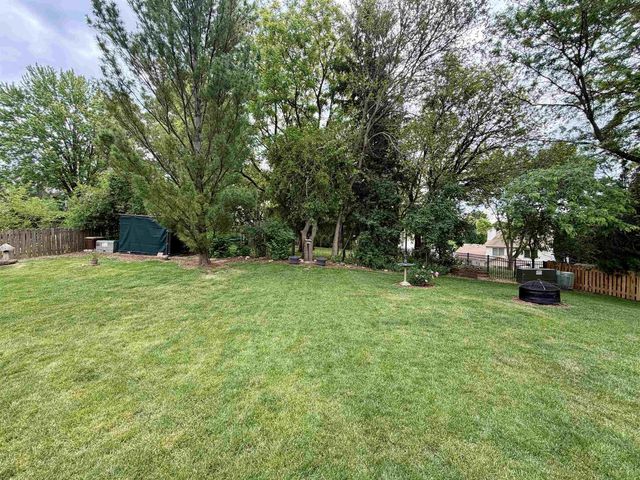 2809 Maple View Drive, Madison, WI 53719