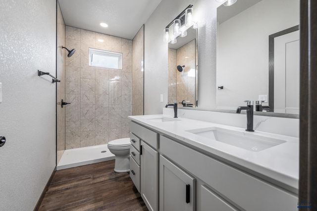 4846 PAPILLION DR, Rapid City, SD 57703