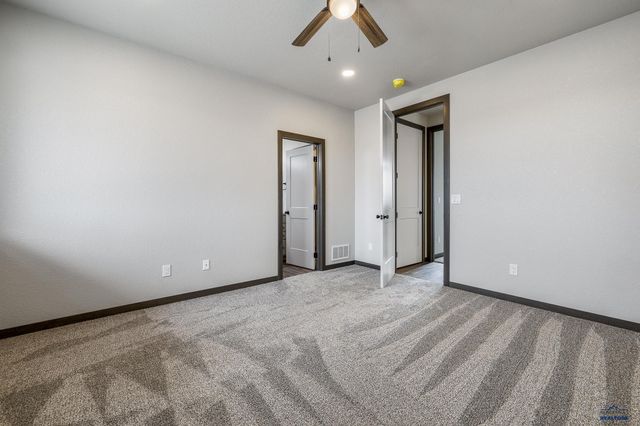 4846 PAPILLION DR, Rapid City, SD 57703