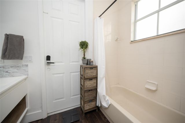 8891 NW 178Th Lane, Miami, FL 33018