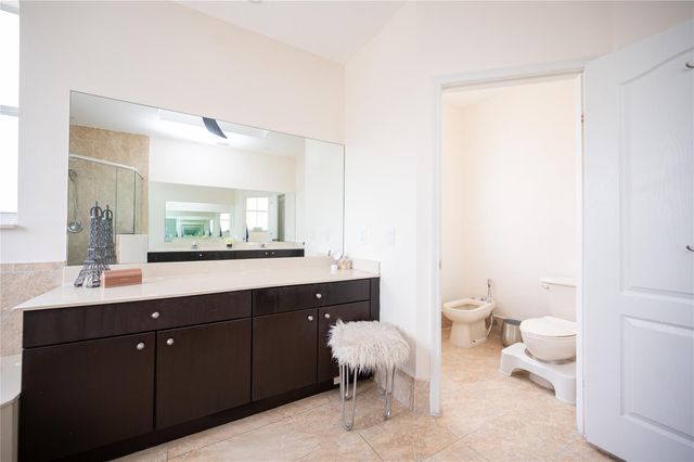 8891 NW 178Th Lane, Miami, FL 33018