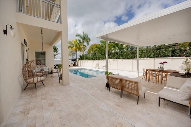 8891 NW 178Th Lane, Miami, FL 33018