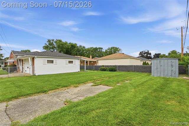 30410 Florence Street, Garden City, MI 48135