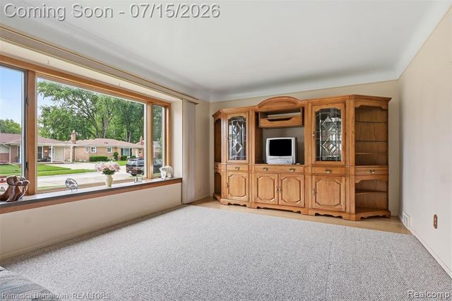 30410 Florence Street, Garden City, MI 48135