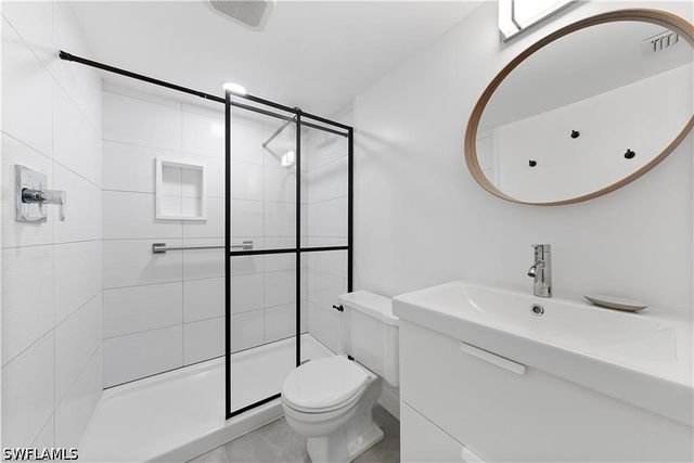 72 7th ST S 310, Naples, FL 34102