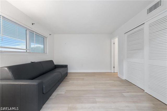 72 7th ST S 310, Naples, FL 34102