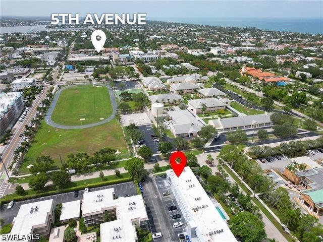 72 7th ST S 310, Naples, FL 34102