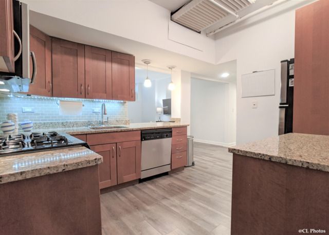 4312 N CLARENDON Avenue 1200, Chicago, IL 60613