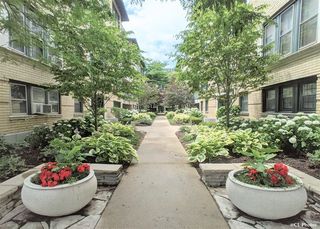 4312 N CLARENDON Avenue 1200, Chicago, IL 60613