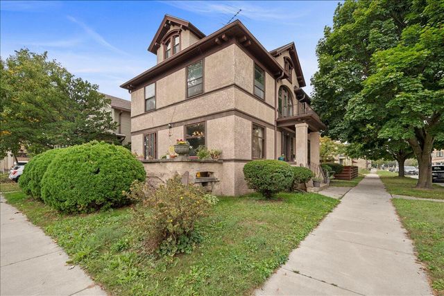 703 St Clair AVENUE, Sheboygan, WI 53081