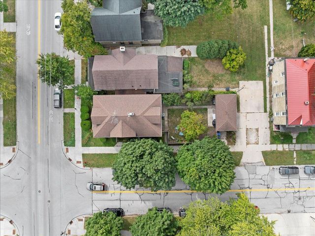 703 St Clair AVENUE, Sheboygan, WI 53081