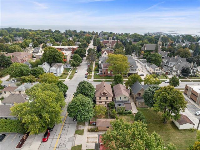 703 St Clair AVENUE, Sheboygan, WI 53081