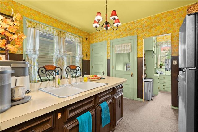 703 St Clair AVENUE, Sheboygan, WI 53081