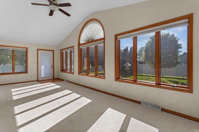 715 Riverview Drive, Kokomo, IN 46901