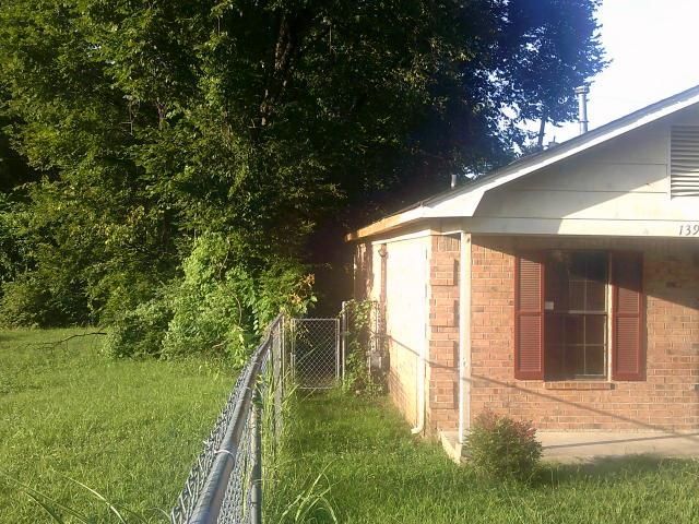 1397 GILL DR, Memphis, TN 38109