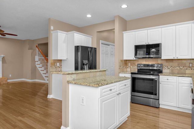 2375 Cross Creek Court, Lewis Center, OH 43035