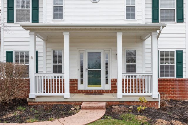 2375 Cross Creek Court, Lewis Center, OH 43035