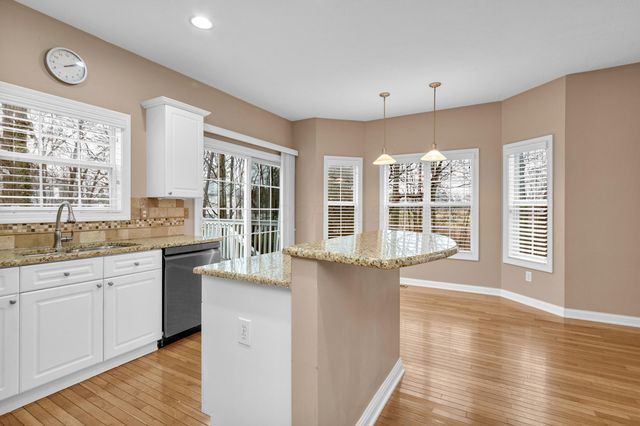 2375 Cross Creek Court, Lewis Center, OH 43035