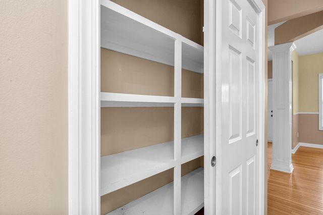 2375 Cross Creek Court, Lewis Center, OH 43035