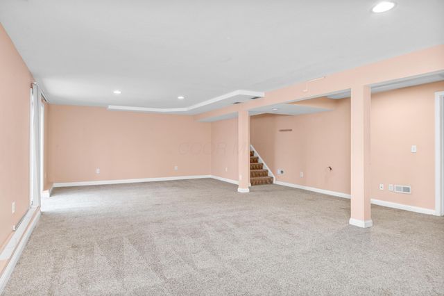 2375 Cross Creek Court, Lewis Center, OH 43035