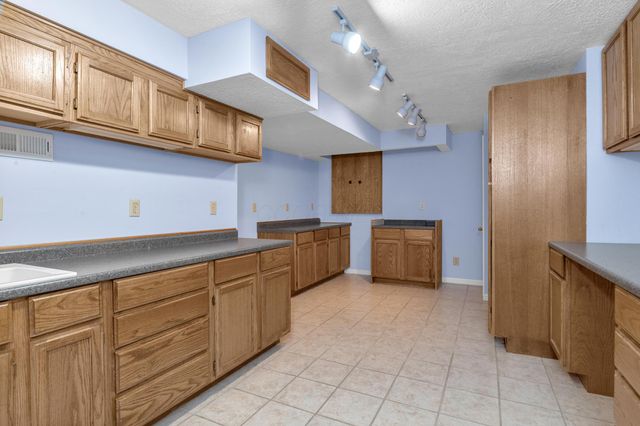 2375 Cross Creek Court, Lewis Center, OH 43035