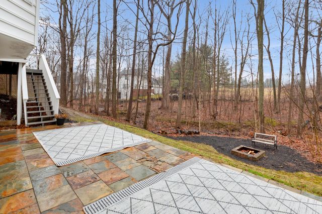 2375 Cross Creek Court, Lewis Center, OH 43035