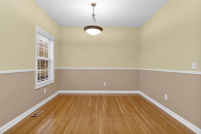 2375 Cross Creek Court, Lewis Center, OH 43035