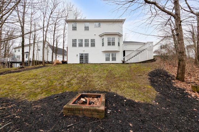 2375 Cross Creek Court, Lewis Center, OH 43035