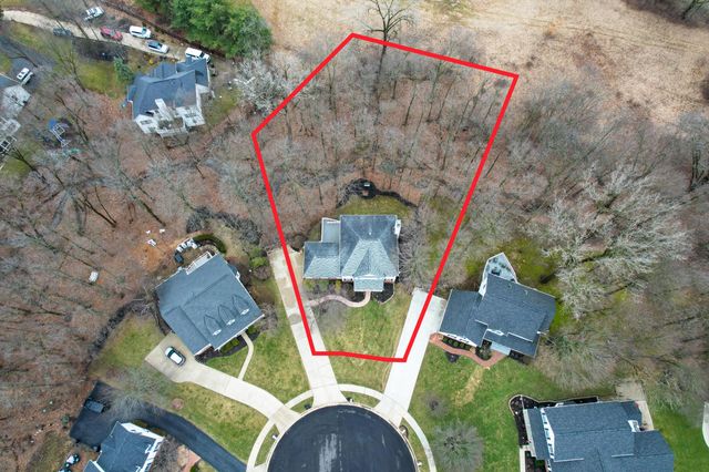 2375 Cross Creek Court, Lewis Center, OH 43035