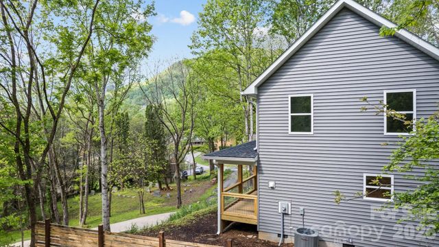 106 Silverleaf Circle 39, Maggie Valley, NC 28751