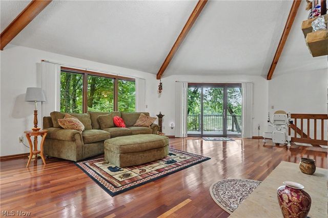 8188 Kepler Avenue NW, Canal Fulton, OH 44614