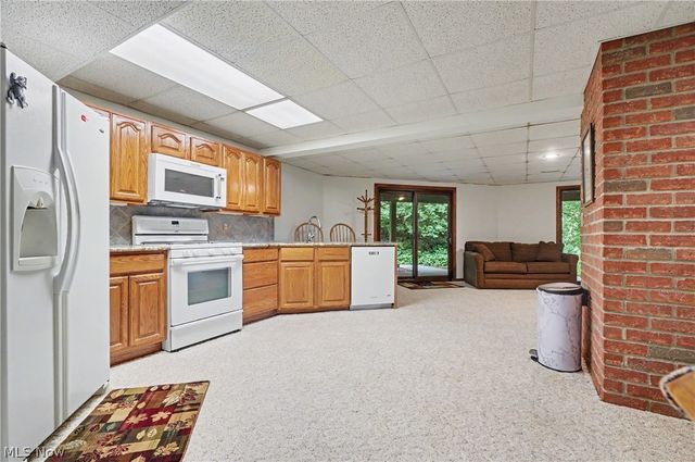 8188 Kepler Avenue NW, Canal Fulton, OH 44614