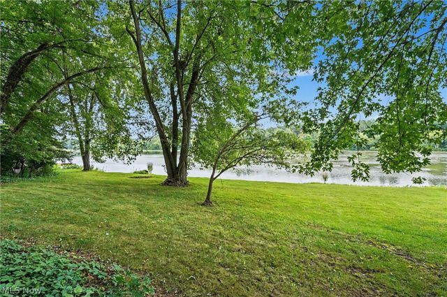 8188 Kepler Avenue NW, Canal Fulton, OH 44614
